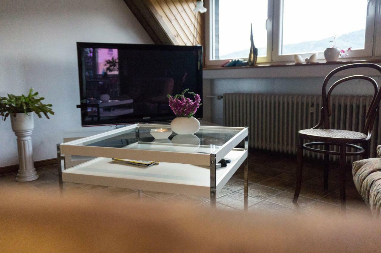 Moderne 70 Qm Wohnung Mit Grosser Dachterrasse Kinheim Zewnętrze zdjęcie